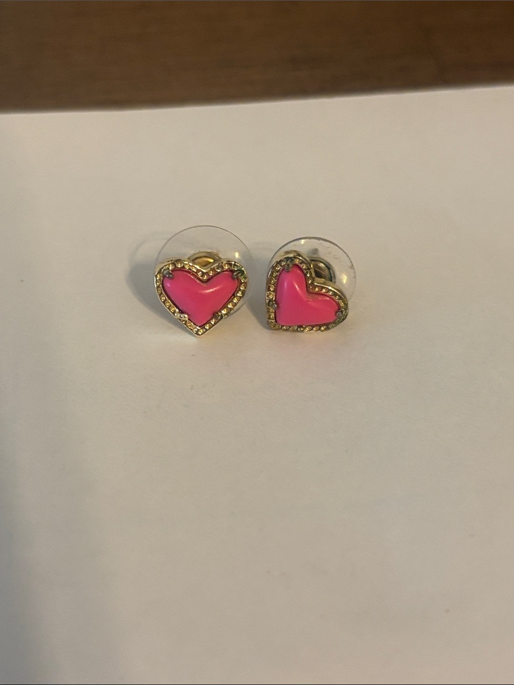 Kendra Scott Hot Pink Heart Stud Earrings with Gold Trim - Picture 3 of 3